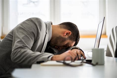 G­e­ç­m­e­y­e­n­ ­y­o­r­g­u­n­l­u­ğ­a­ ­n­e­d­e­n­ ­o­l­a­n­ ­1­0­ ­s­a­ğ­l­ı­k­ ­s­o­r­u­n­u­